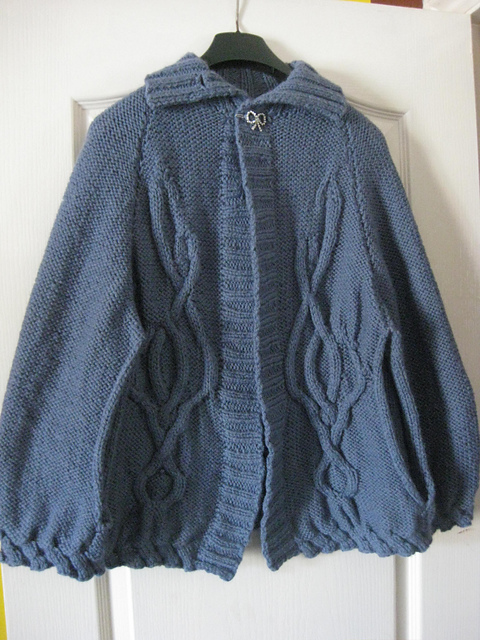 Cabled Cape