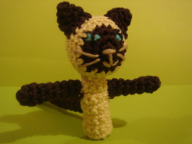Siamese cat finger puppet