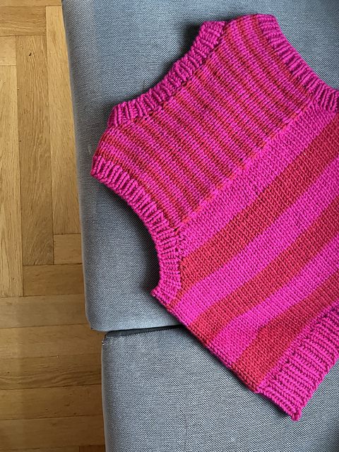 Berry Vest
