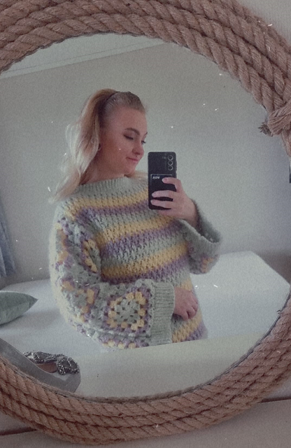 Helly Sweater