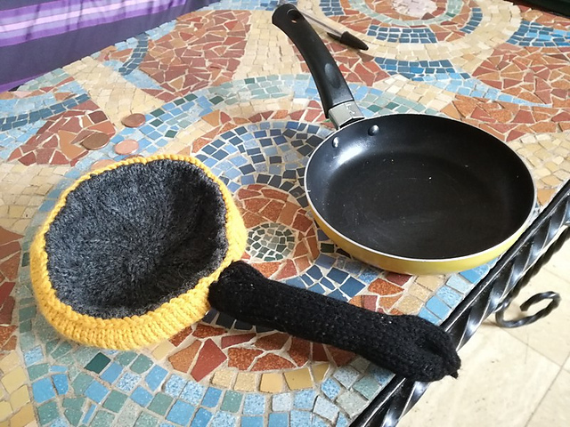 A tiny pan