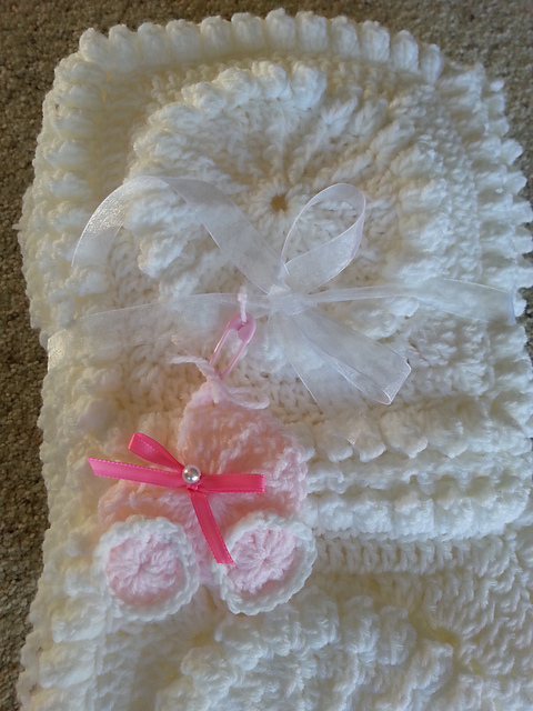 Babyshower carriage favor