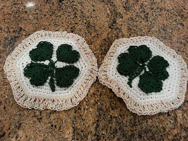 Four leaf lucky shamrock hot pad