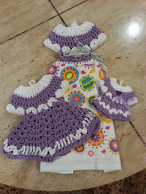 easy beautiful dress towel topper set