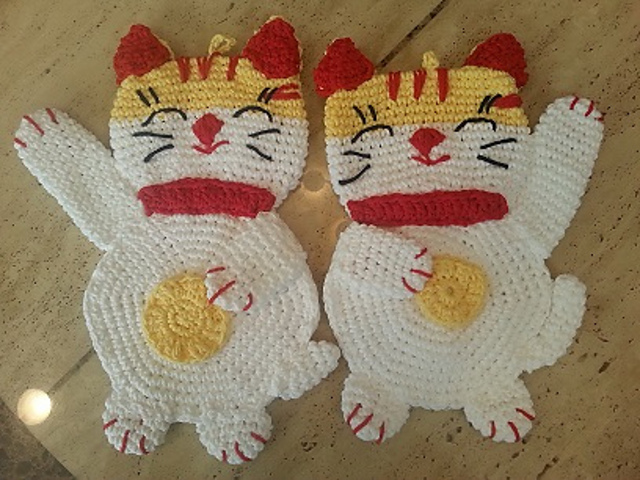 Lucky Cat Pot-Holder/Hot Pad