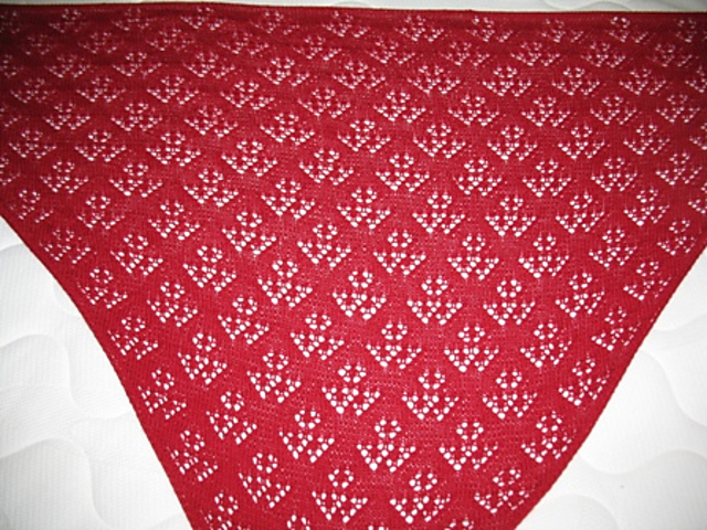 Butterfly lace triangle
