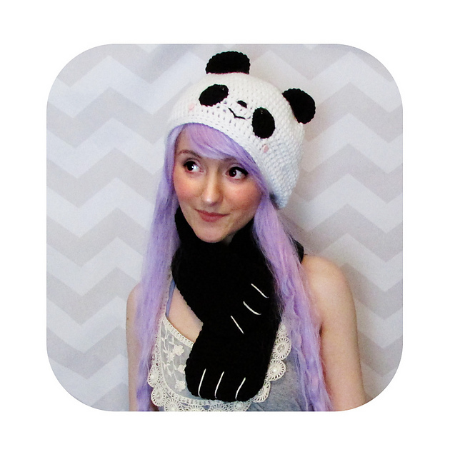 Kawaii panda hugs hat & scarf set