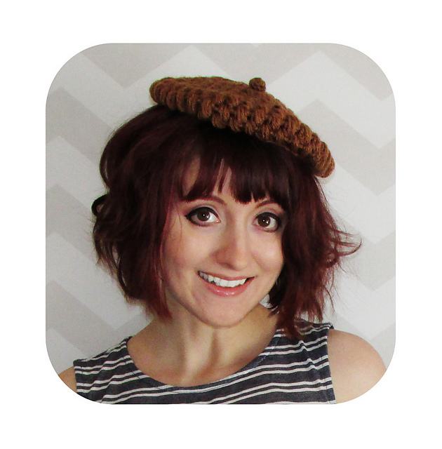 sweet acorn mini beret
