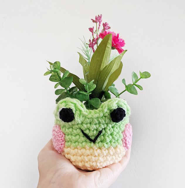 Froggy Mini Planter