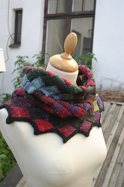 Cowl Rutan