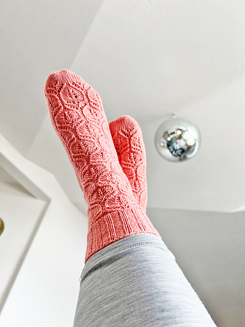 Evelina Lace Socks