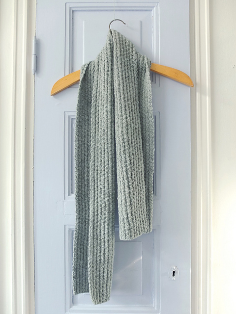 Eivor Reversible Scarf