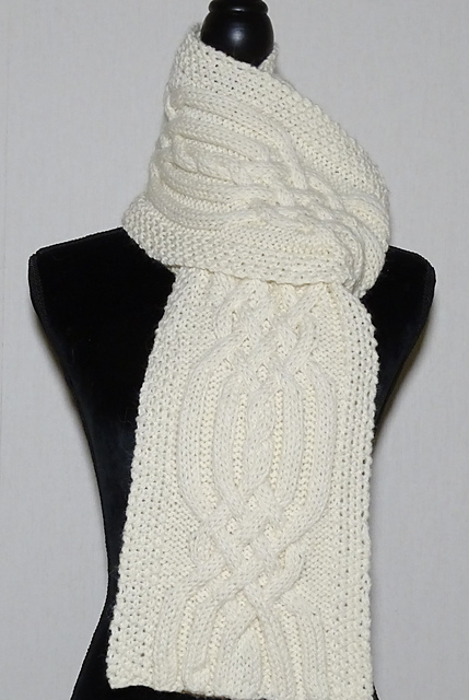 Alistair scarf