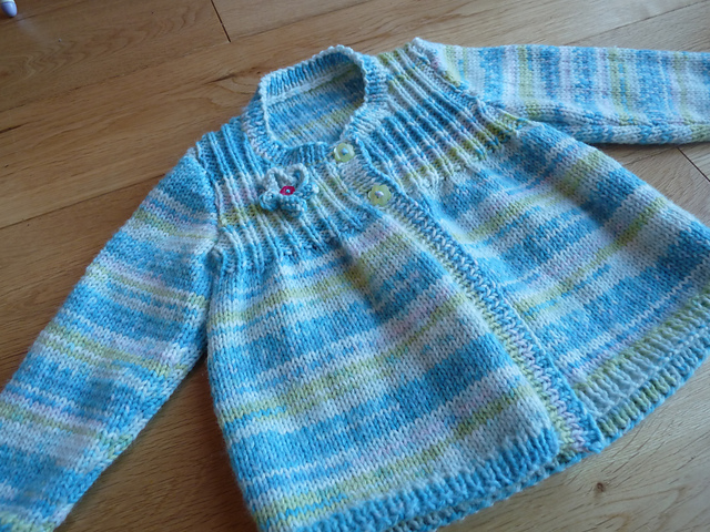 Design D - Cardigans with Long or Short Sleeves