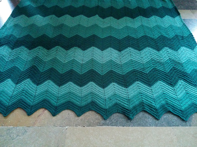 Homestyle Ripple Afghan