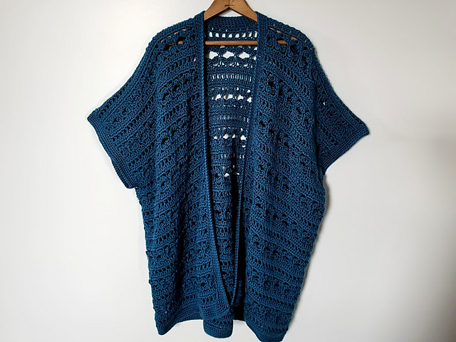 Ravelry: Water's Edge Kimono pattern by Erica Fedor