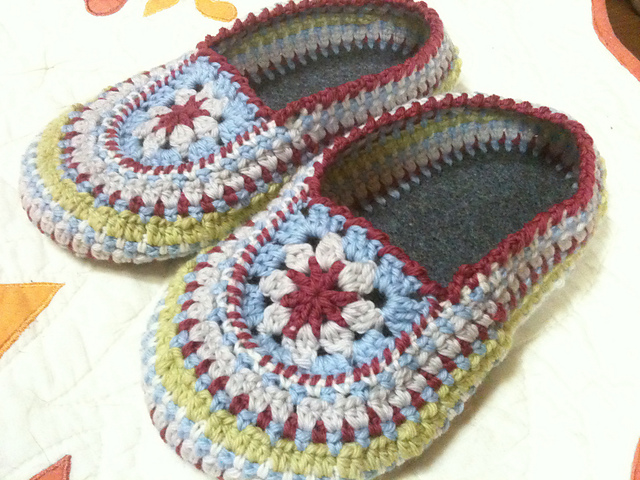 p.17 Ecology Color Room Shoes