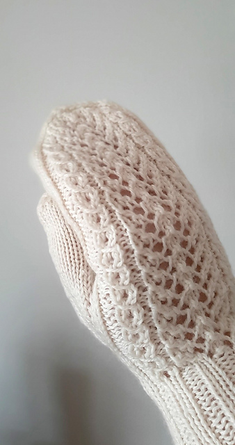 Westminster Mittens