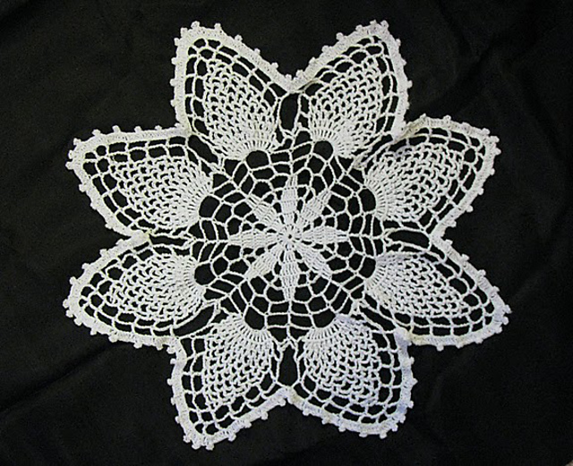 Round Pineapple Doily