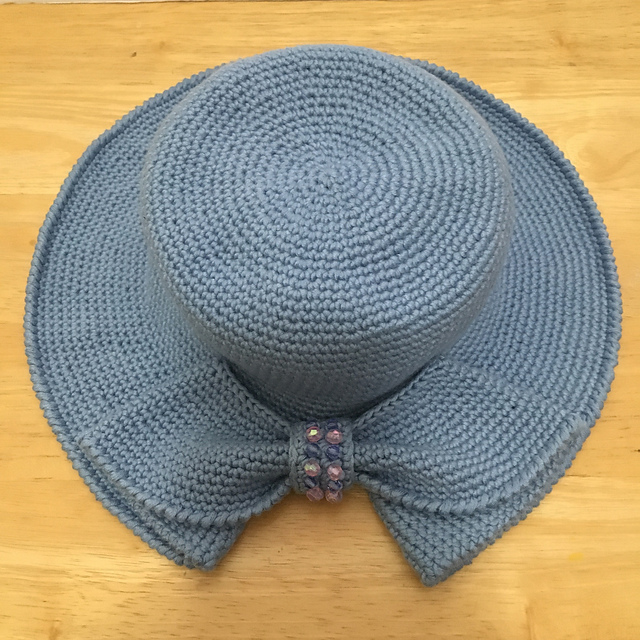 Kid-Size Sun Hat with Bow