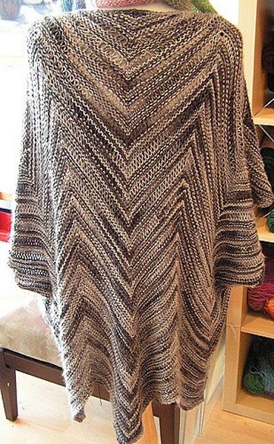 Chevron Ruana 