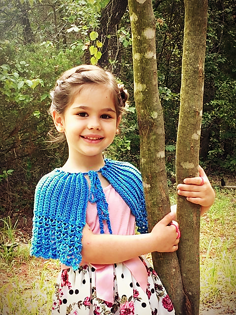 Yesteryear Capelet