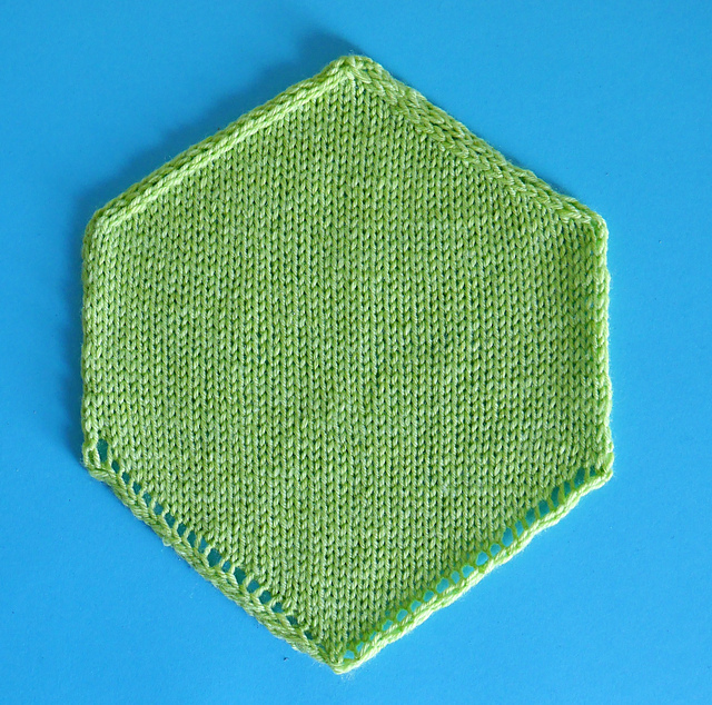 Hexagon Knit Flat