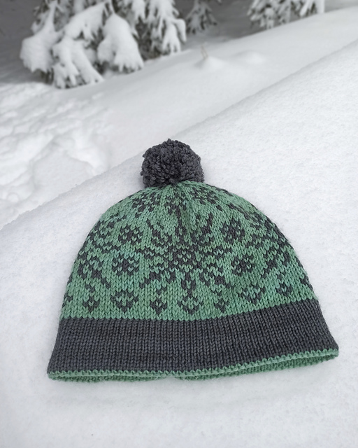 Diamond Snow Hat