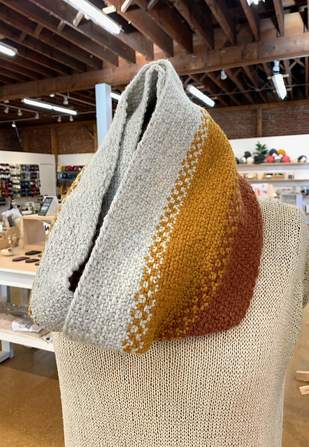Linen Stitch Cowl