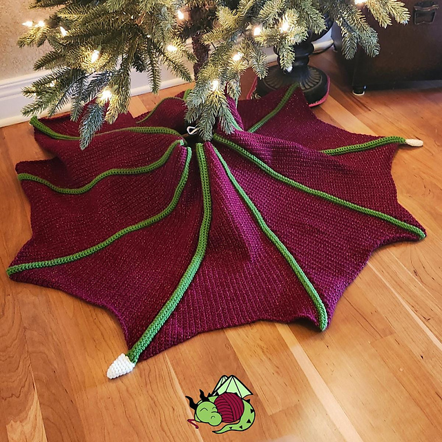 Dragon Wing Tree Skirt