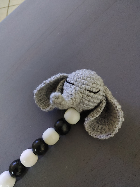 Ellie the Dummy Clip