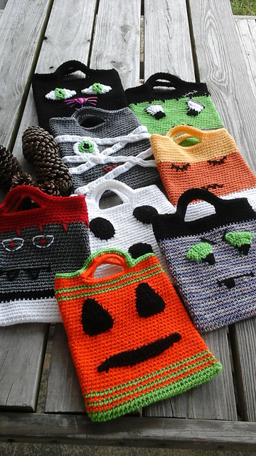 Spooky pal treat bags