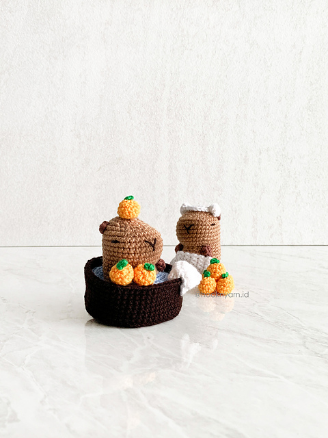 Capybara Onsen Amigurumi