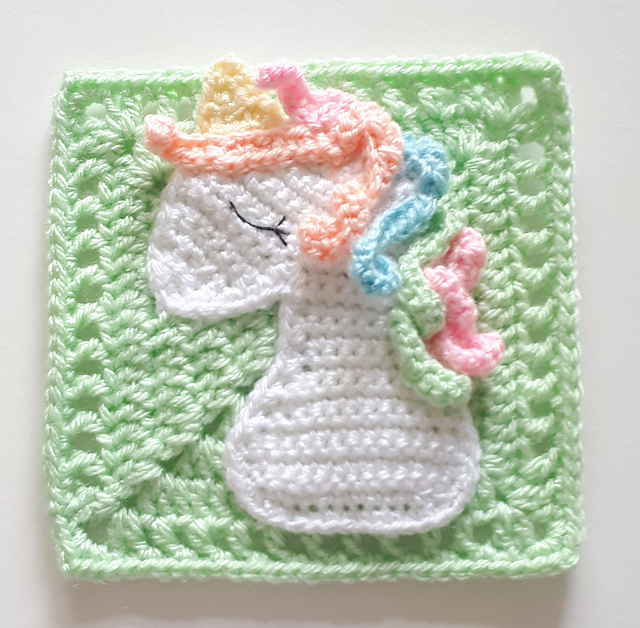 Sleeping unicorn square