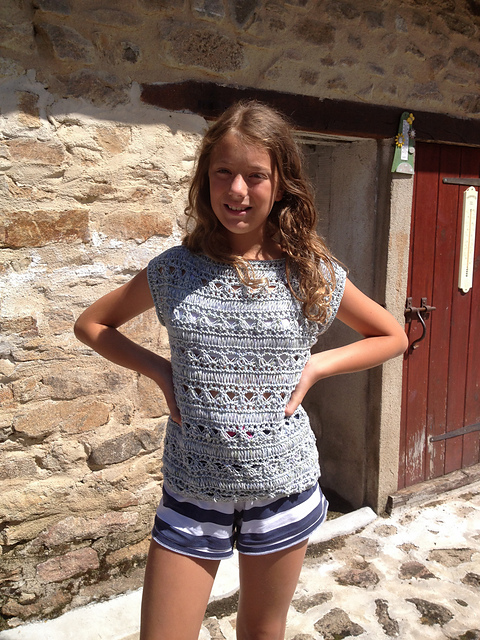 Lace Short-sleeved and Sleeveless Tops