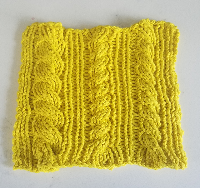 Reversible Cables Dishcloth #1