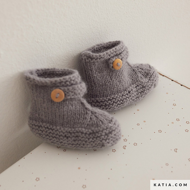 Simple baby booties 6304-28