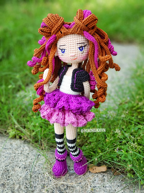 Violetta doll
