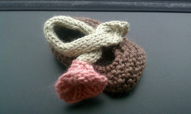 Flower Leaf Baby Booties