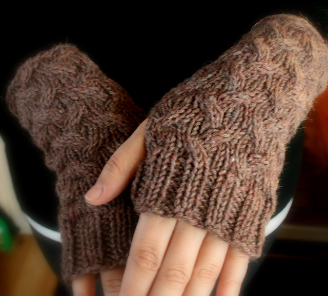 Cable Fingerless Gloves