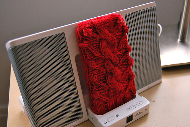 Grape Vine iPod Sock