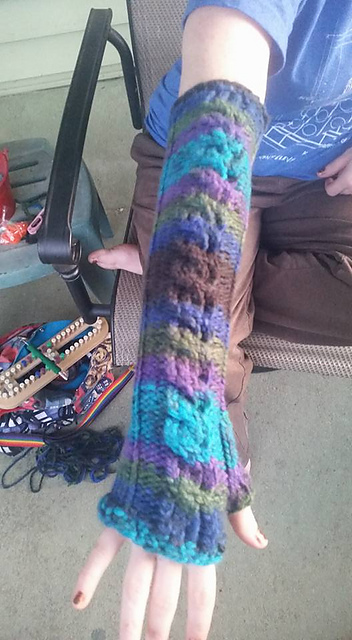 Chunky Cabled Fingeless Glove