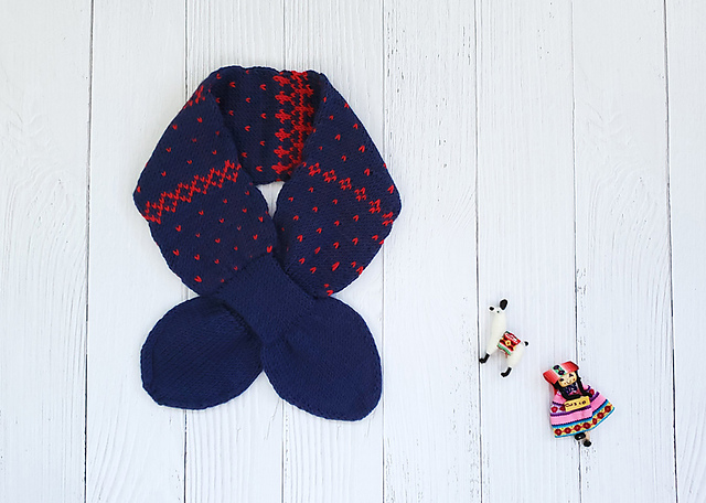 Petite Stranded Scarf