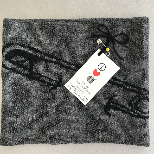 safety pin neckwarmer