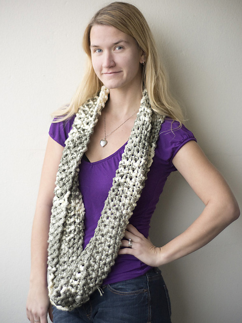 Seed Stitch Infinity Scarf