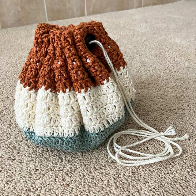 Emery Drawstring Bag