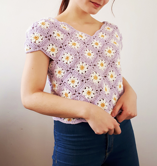 Daisy top