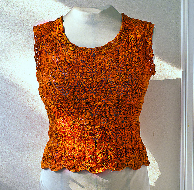#9 Short-sleeved Lace Pullover