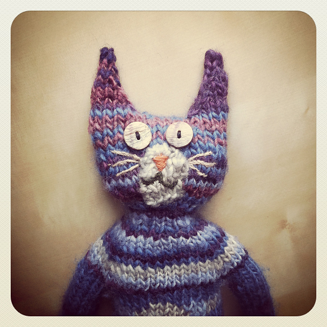 Tummy Kitty