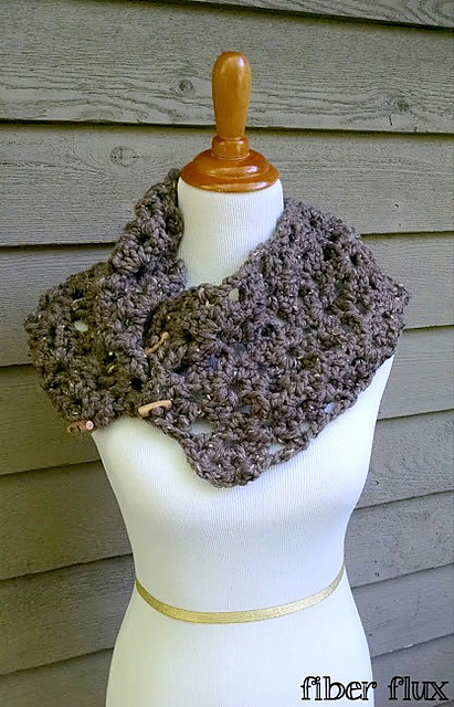 Tweedy Twig Cowl